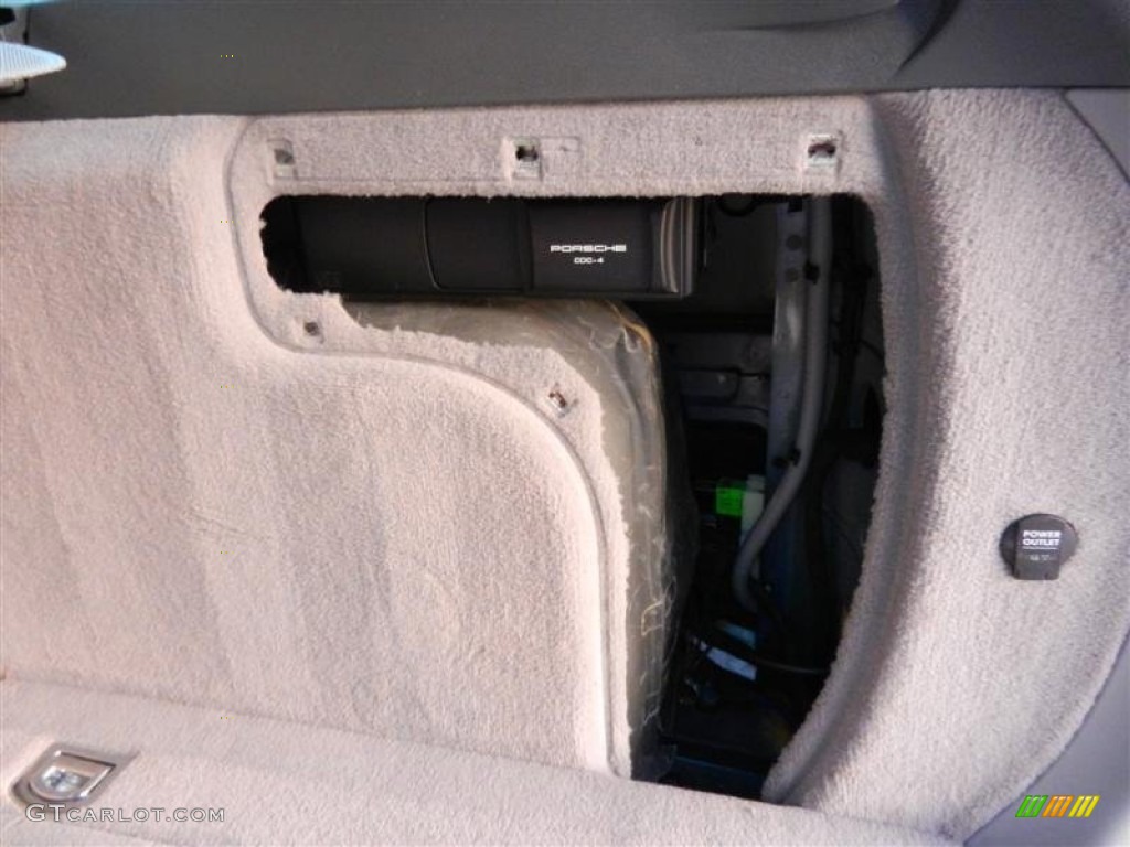 6 Disc CD Changer 2008 Porsche Cayenne S Parts
