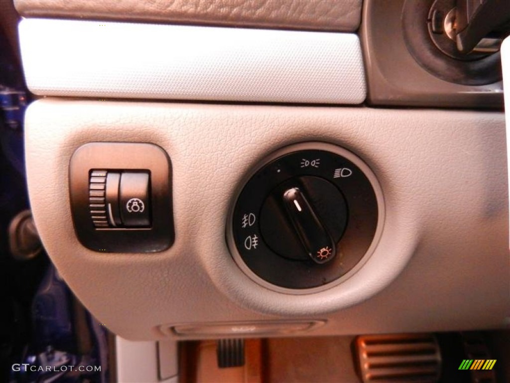 2008 Porsche Cayenne S Controls Photo #59830527