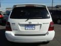 Super White - Highlander V6 4WD Photo No. 4
