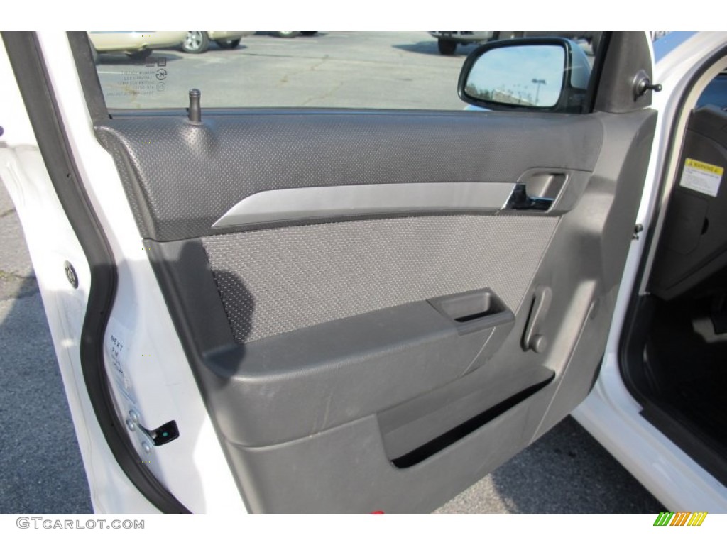 2010 Aveo LT Sedan - Summit White / Charcoal photo #12