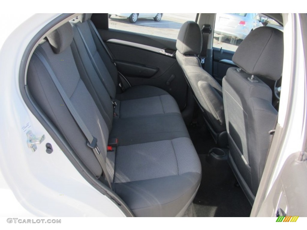 2010 Aveo LT Sedan - Summit White / Charcoal photo #14