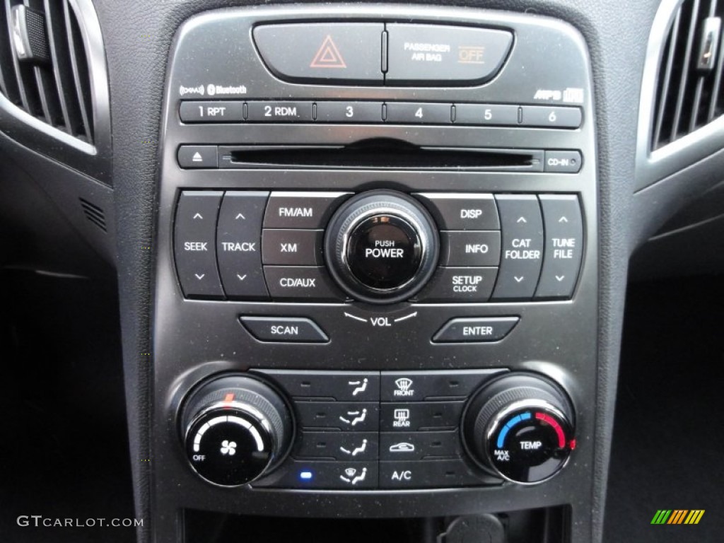 2011 Hyundai Genesis Coupe 2.0T Controls Photo #59834638