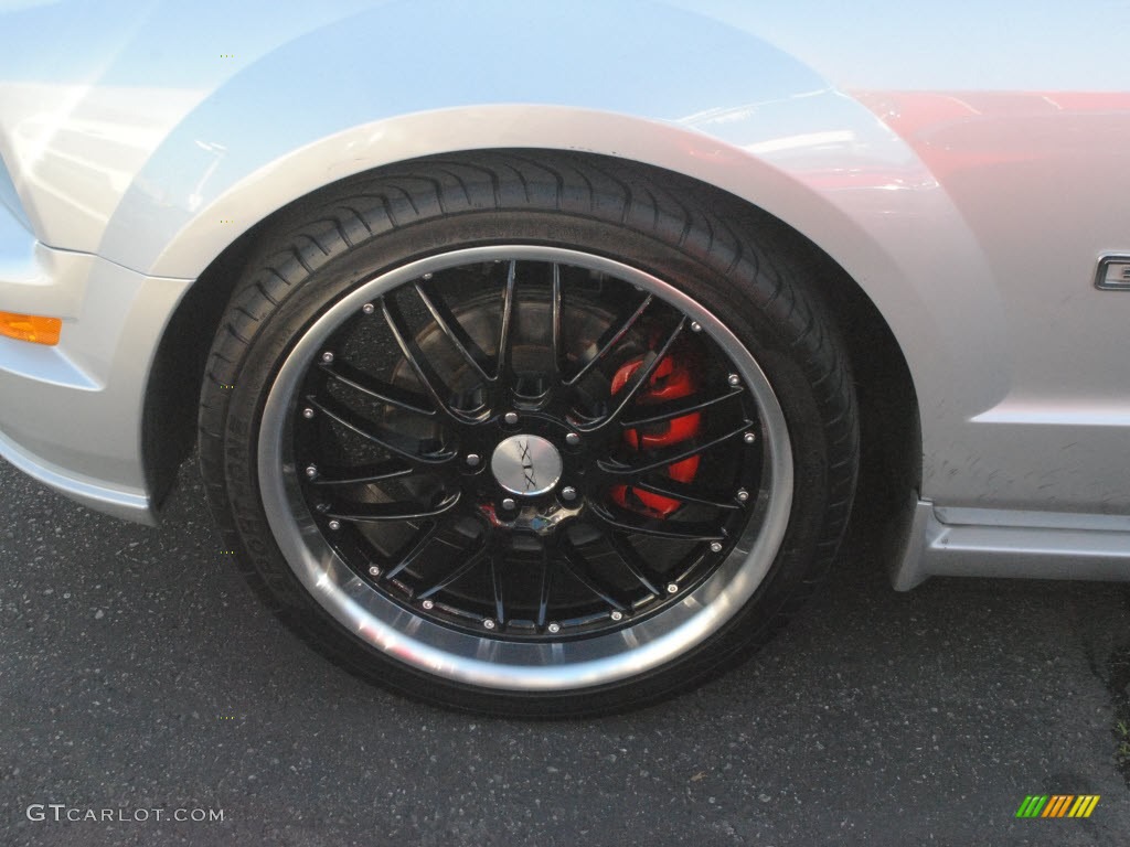 2005 Mustang GT Premium Coupe - Satin Silver Metallic / Dark Charcoal photo #25