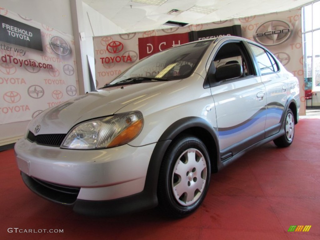 2001 ECHO Sedan - Alpine Silver Metallic / Warm Gray photo #1