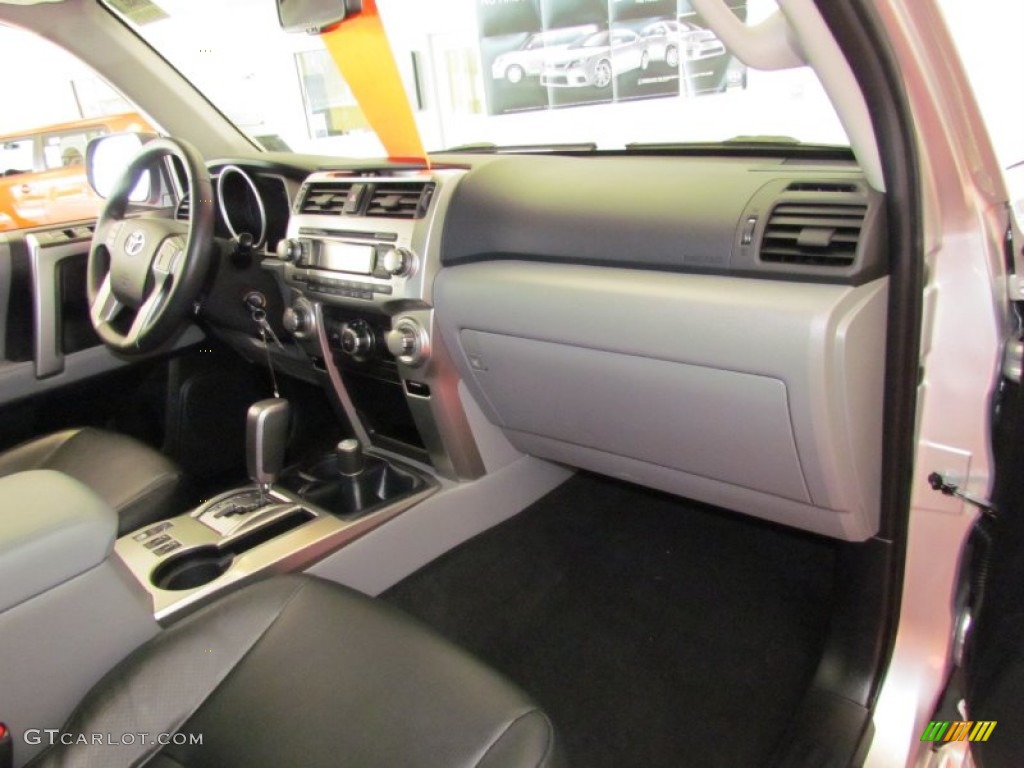 2010 4Runner SR5 4x4 - Classic Silver Metallic / Graphite photo #28