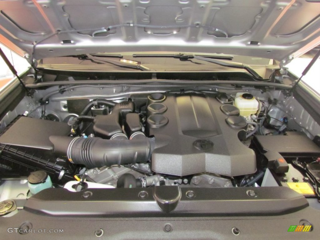 2010 4Runner SR5 4x4 - Classic Silver Metallic / Graphite photo #31