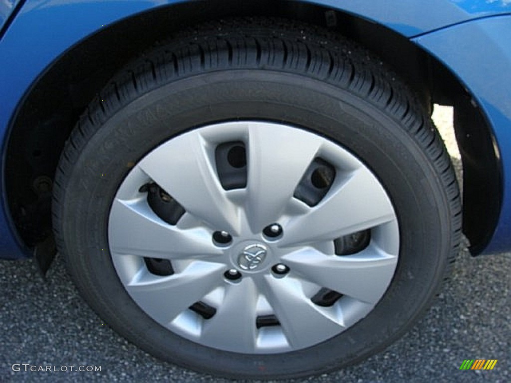 2010 Yaris Sedan - Blue Streak Metallic / Dark Charcoal photo #14