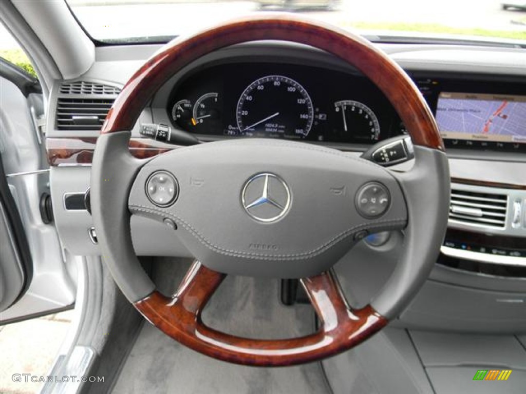 2007 Mercedes-Benz S 550 Sedan Grey/Dark Grey Steering Wheel Photo #59843166