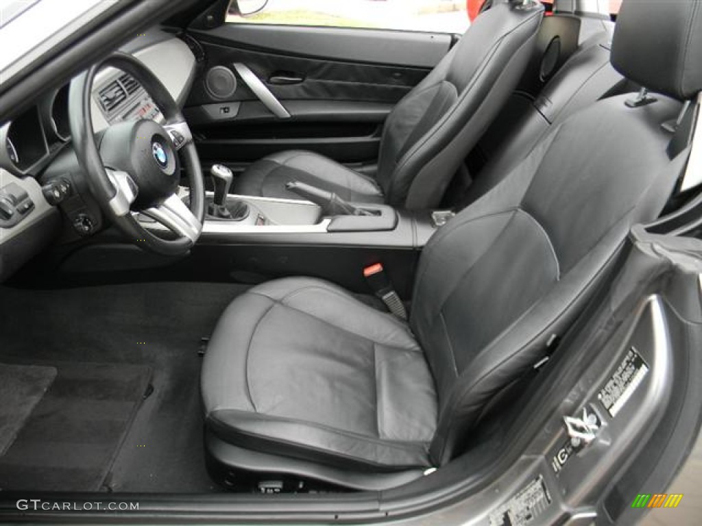 Black Interior 2004 BMW Z4 3.0i Roadster Photo #59843316