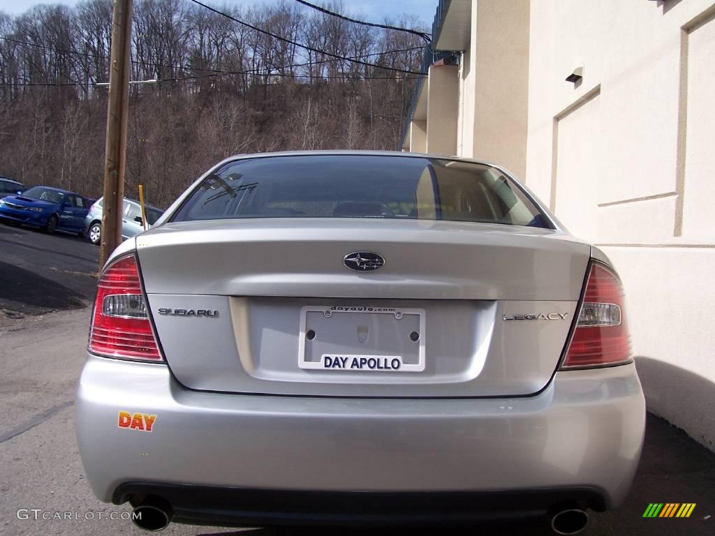 2005 Legacy 2.5i Limited Sedan - Brilliant Silver Metallic / Charcoal Black photo #8