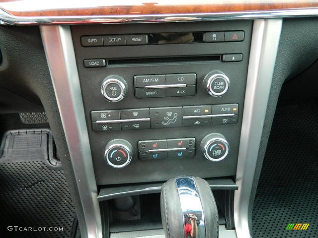 2010 Lincoln MKZ FWD Controls Photo #59845434