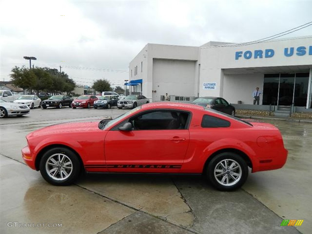 2005 Mustang V6 Premium Coupe - Torch Red / Dark Charcoal photo #8