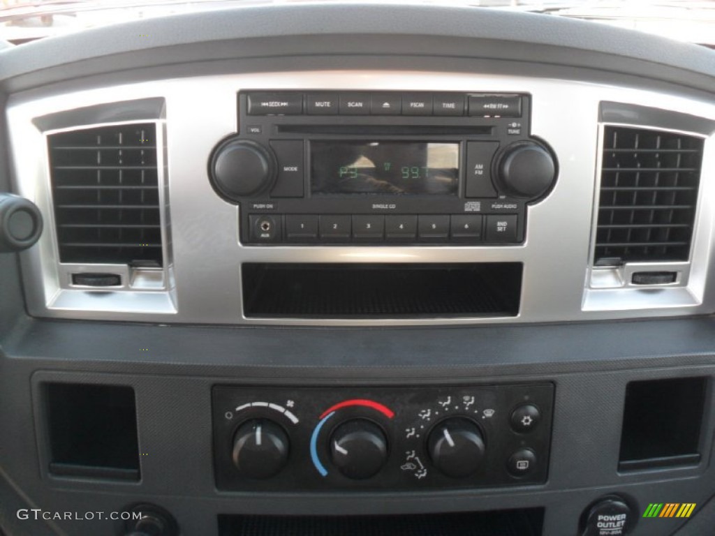 2008 Ram 1500 SLT Regular Cab - Bright White / Medium Slate Gray photo #12