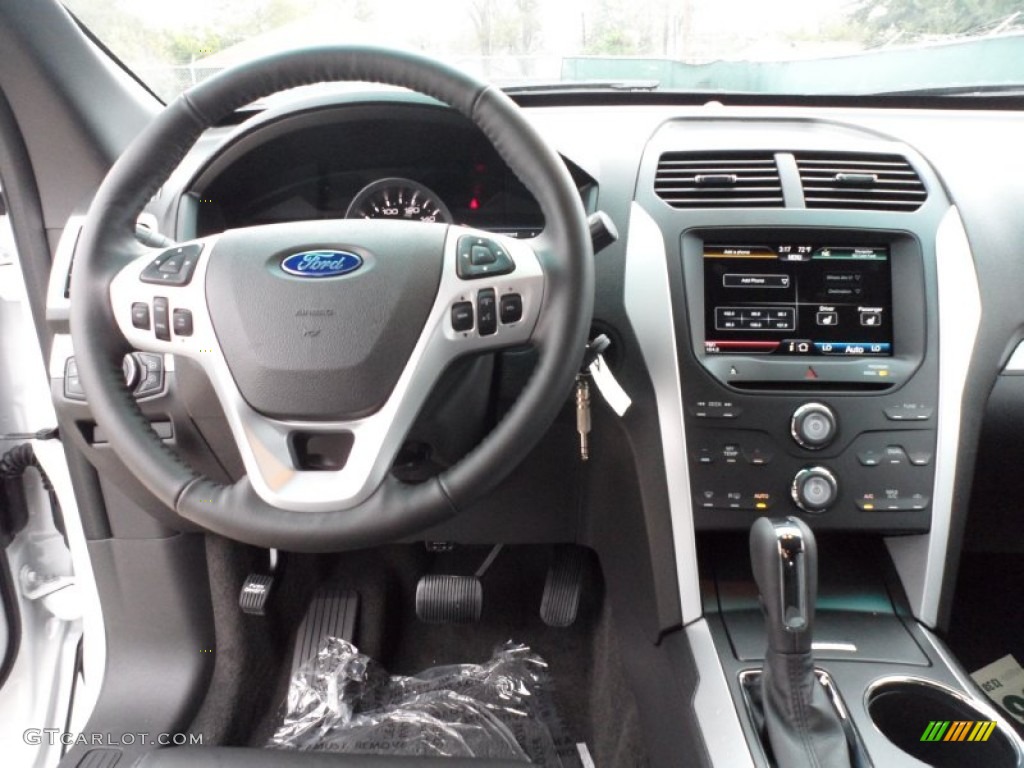 2012 Ford Explorer XLT EcoBoost Charcoal Black Dashboard Photo #59848261