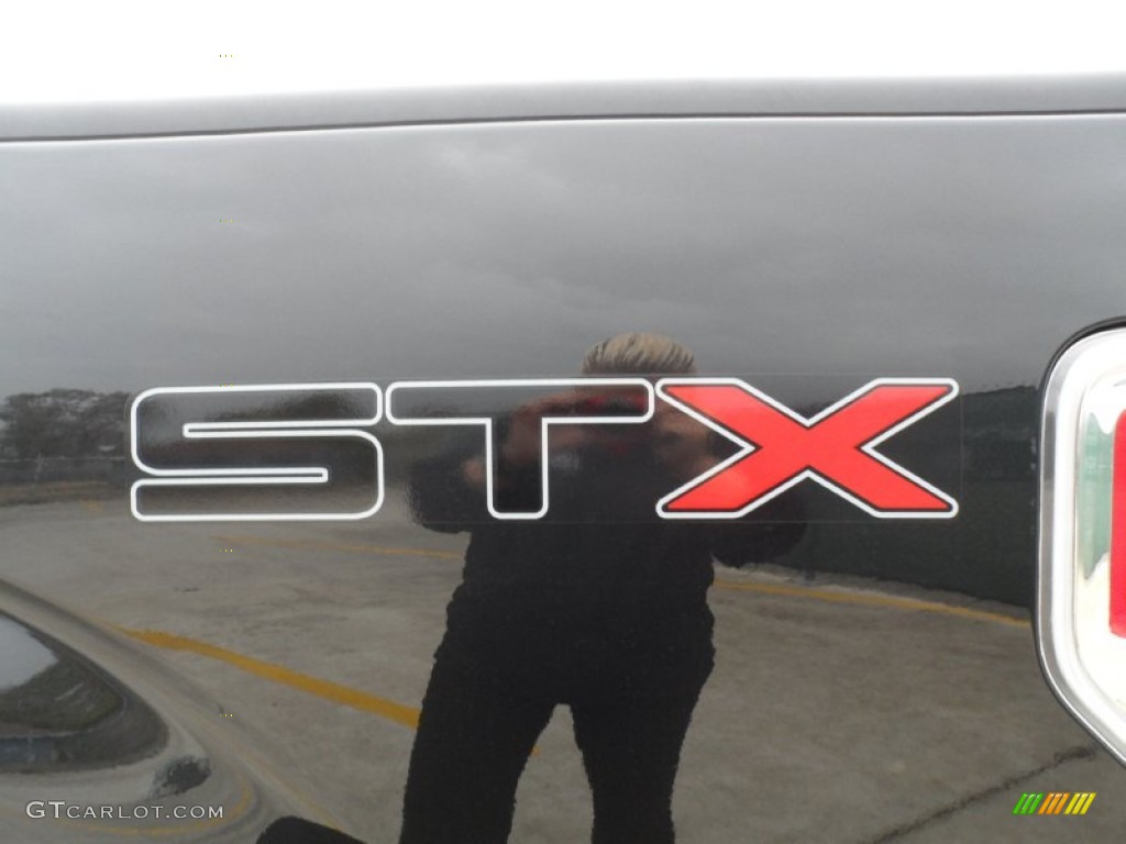 2012 F150 STX SuperCab - Tuxedo Black Metallic / Steel Gray photo #17