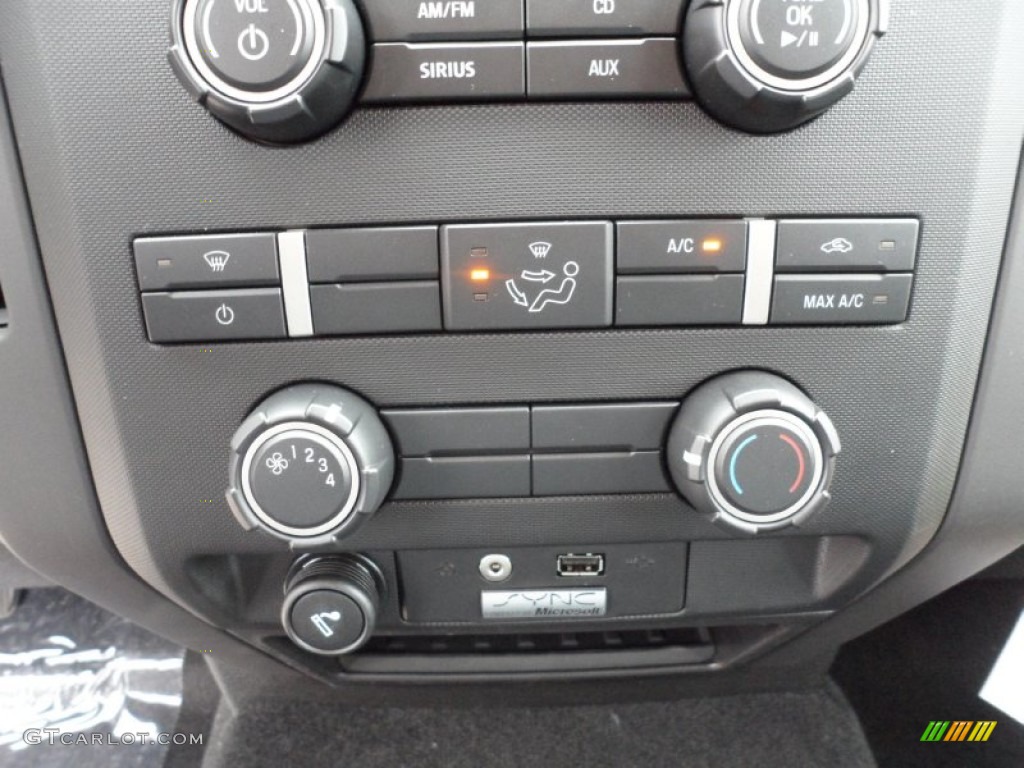 2012 Ford F150 STX SuperCab Controls Photo #59848765