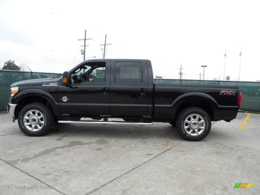 2012 F250 Super Duty Lariat Crew Cab 4x4 - Tuxedo Black Metallic / Black photo #6