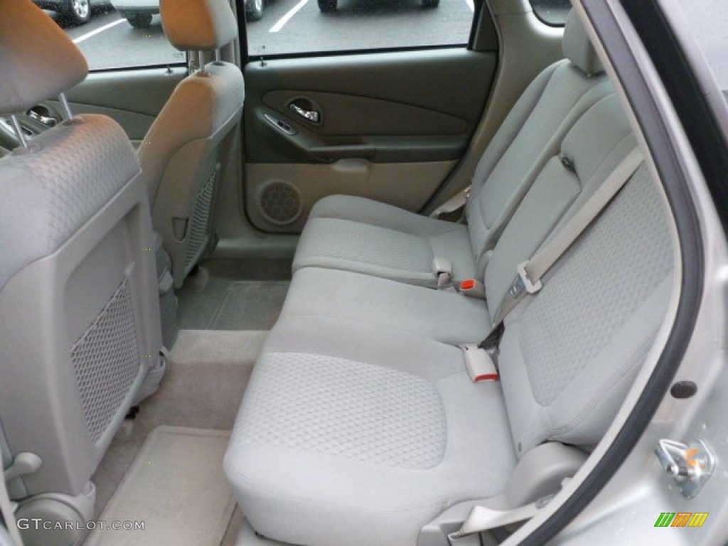 2007 Chevrolet Malibu Maxx LT Wagon Rear Seat Photos