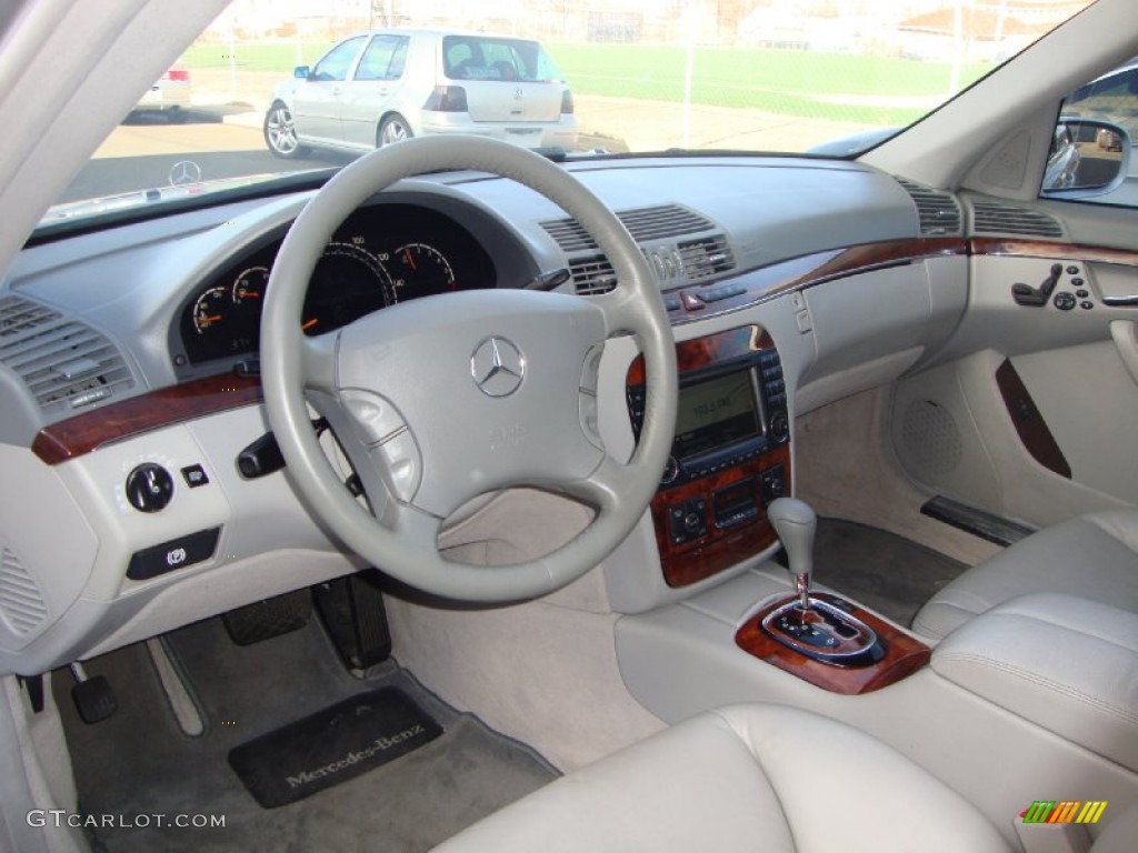 2003 Mercedes-Benz S 500 4Matic Sedan Interior Color Photos
