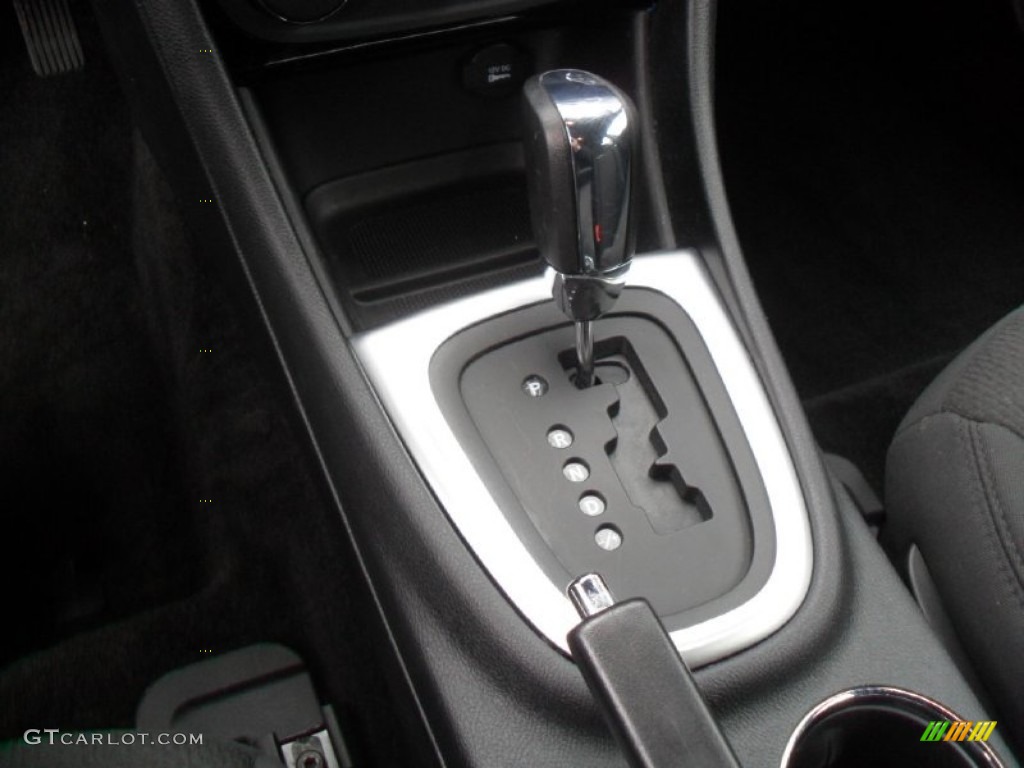 2011 Chrysler 200 LX Transmission Photos