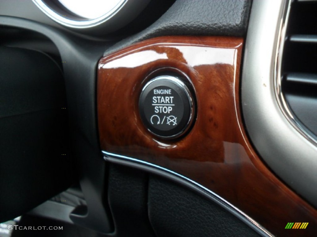 2012 Jeep Grand Cherokee Limited 4x4 Controls Photo #59851986