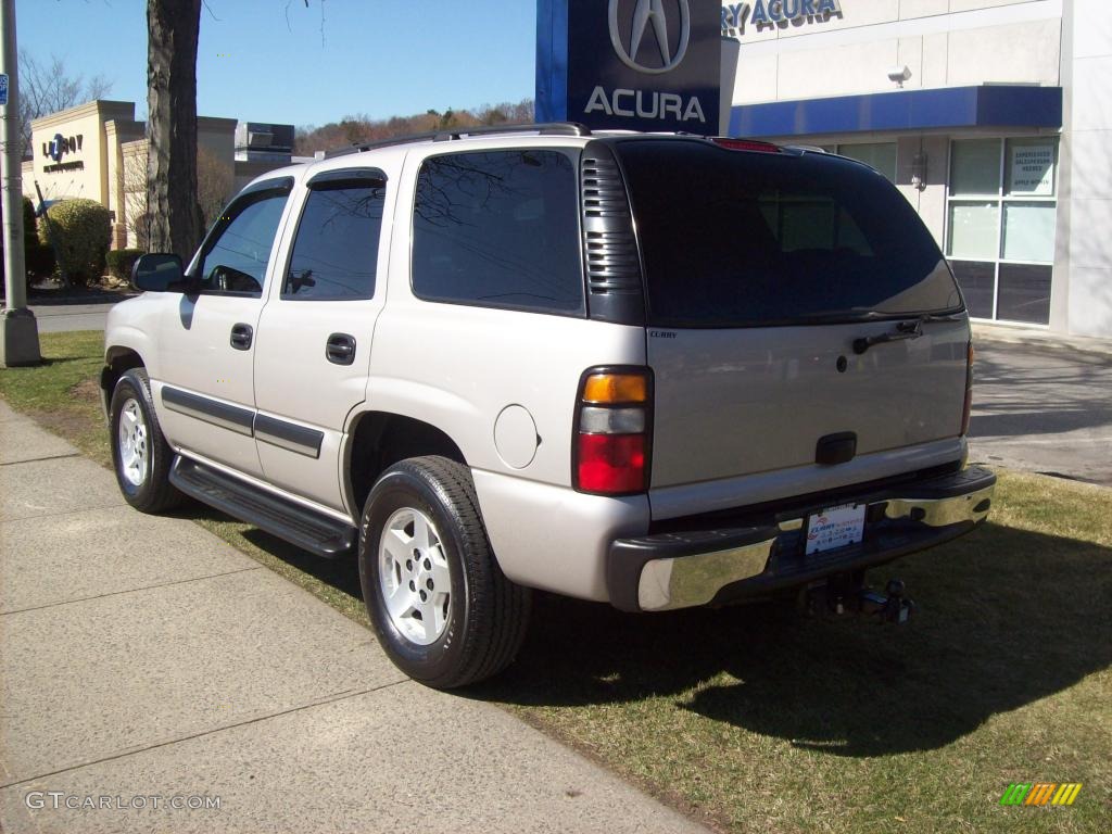 2004 Tahoe LS 4x4 - Silver Birch Metallic / Tan/Neutral photo #4