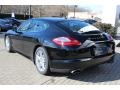 Black - Panamera 4 Photo No. 7