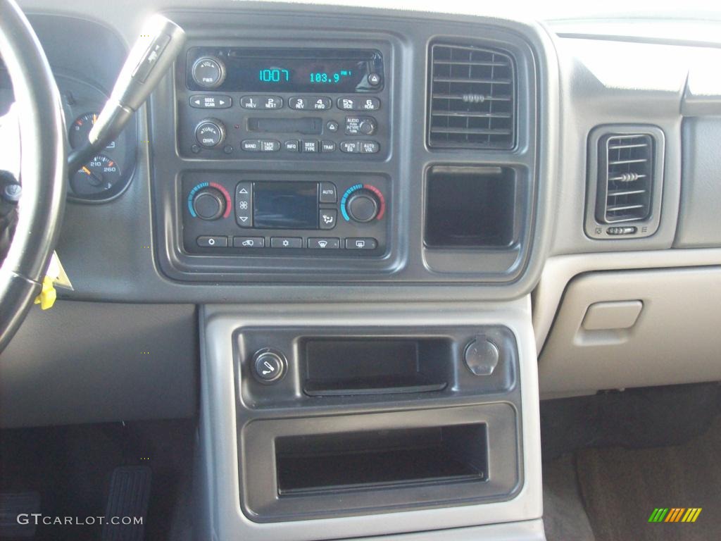 2004 Tahoe LS 4x4 - Silver Birch Metallic / Tan/Neutral photo #24