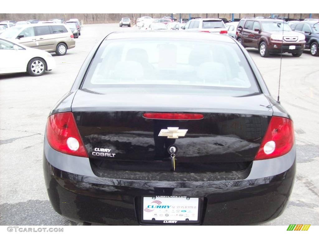 2005 Cobalt Sedan - Black / Gray photo #22