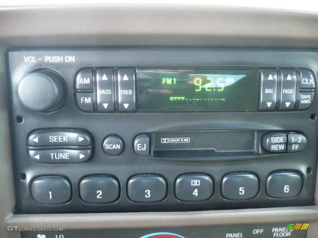 1999 Ford F150 XLT Extended Cab 4x4 Audio System Photo #59861998