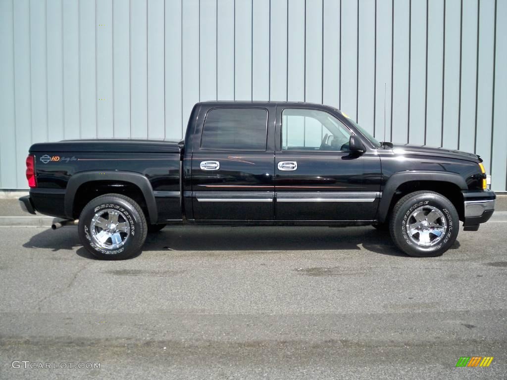 2006 Silverado 1500 LT Crew Cab 4x4 - Black / Medium Gray photo #2