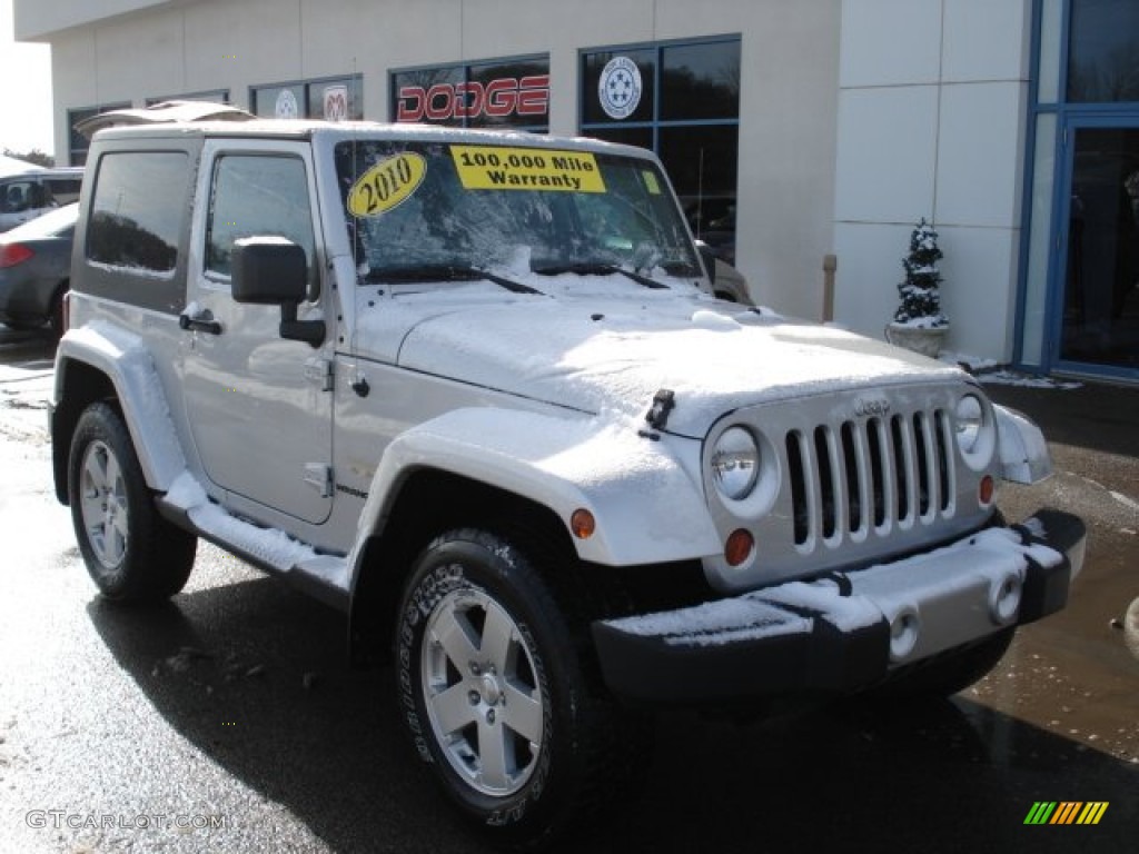 2010 Wrangler Sahara 4x4 - Bright Silver Metallic / Dark Slate Gray/Medium Slate Gray photo #2