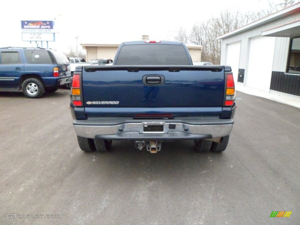 2006 Silverado 3500 LT Crew Cab 4x4 Dually - Dark Blue Metallic / Tan photo #4