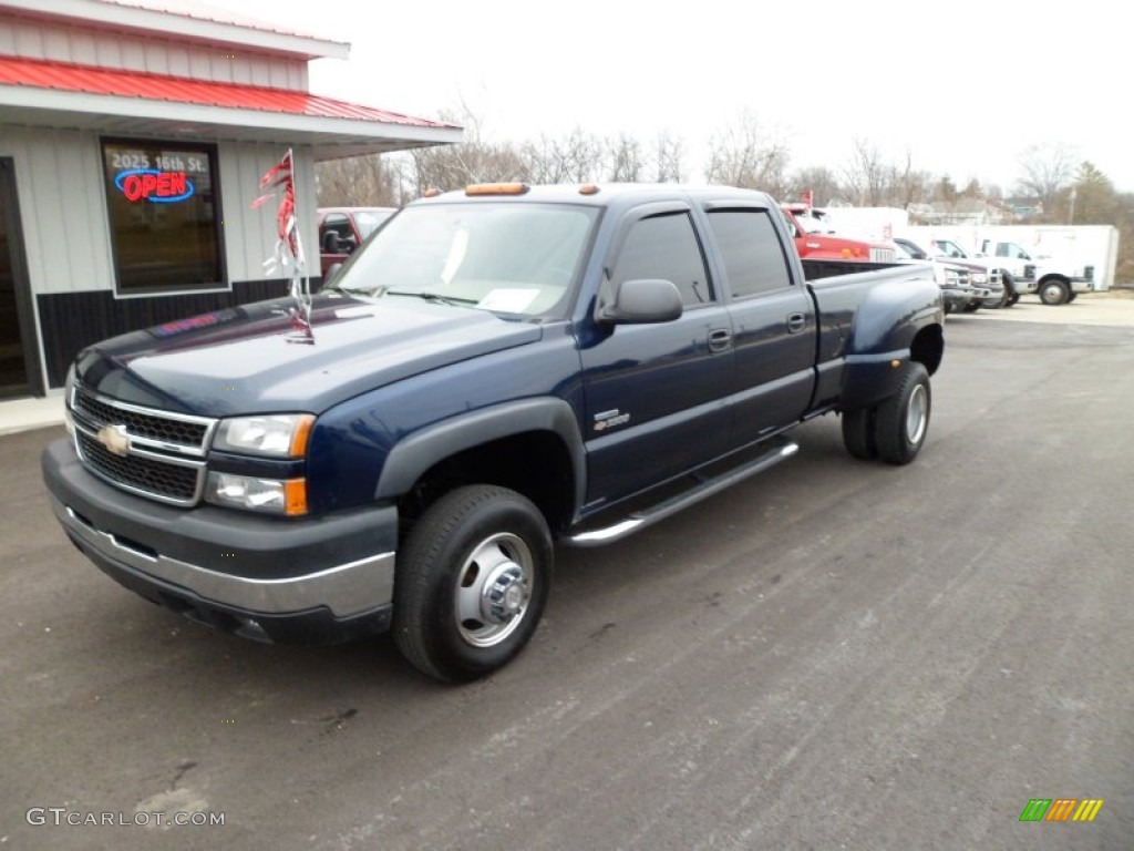 2006 Silverado 3500 LT Crew Cab 4x4 Dually - Dark Blue Metallic / Tan photo #10