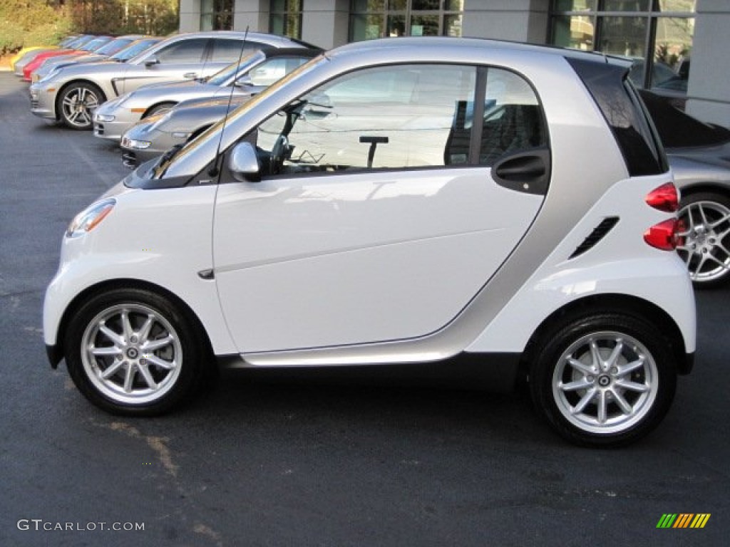 Crystal White 2008 Smart fortwo passion coupe Exterior Photo #59865406