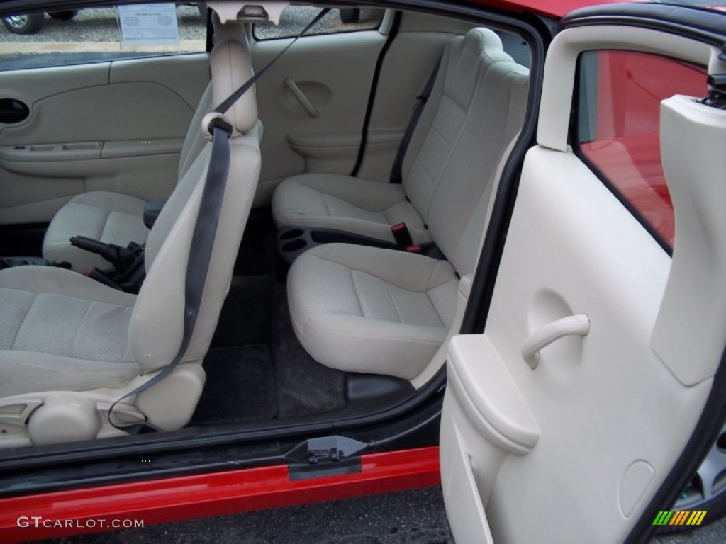 Tan Interior 2005 Saturn ION 2 Quad Coupe Photo #59866941