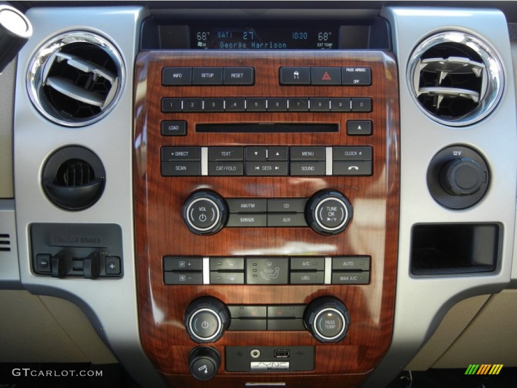 2010 F150 Lariat SuperCab - Red Candy Metallic / Tan photo #24