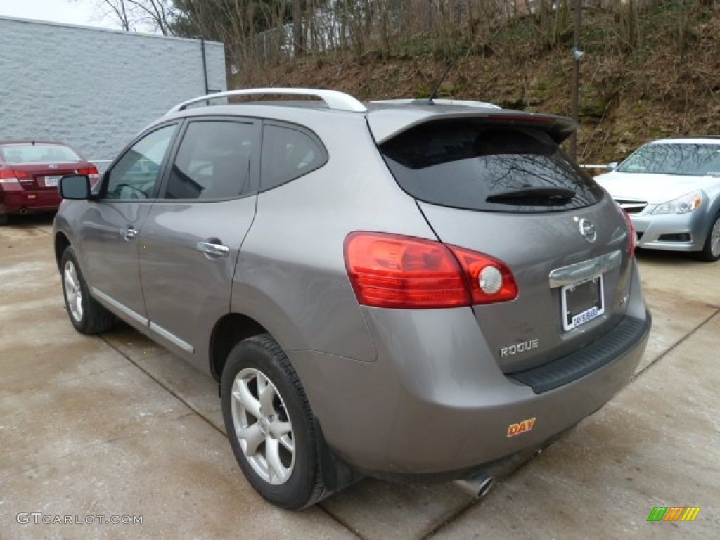 2011 Rogue SV AWD - Gotham Gray Metallic / Black photo #2