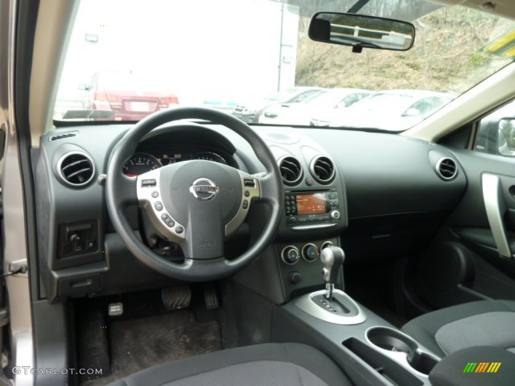 2011 Rogue SV AWD - Gotham Gray Metallic / Black photo #10