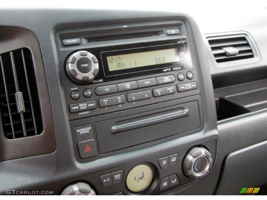 2010 Honda Ridgeline RT Controls Photo #59874149