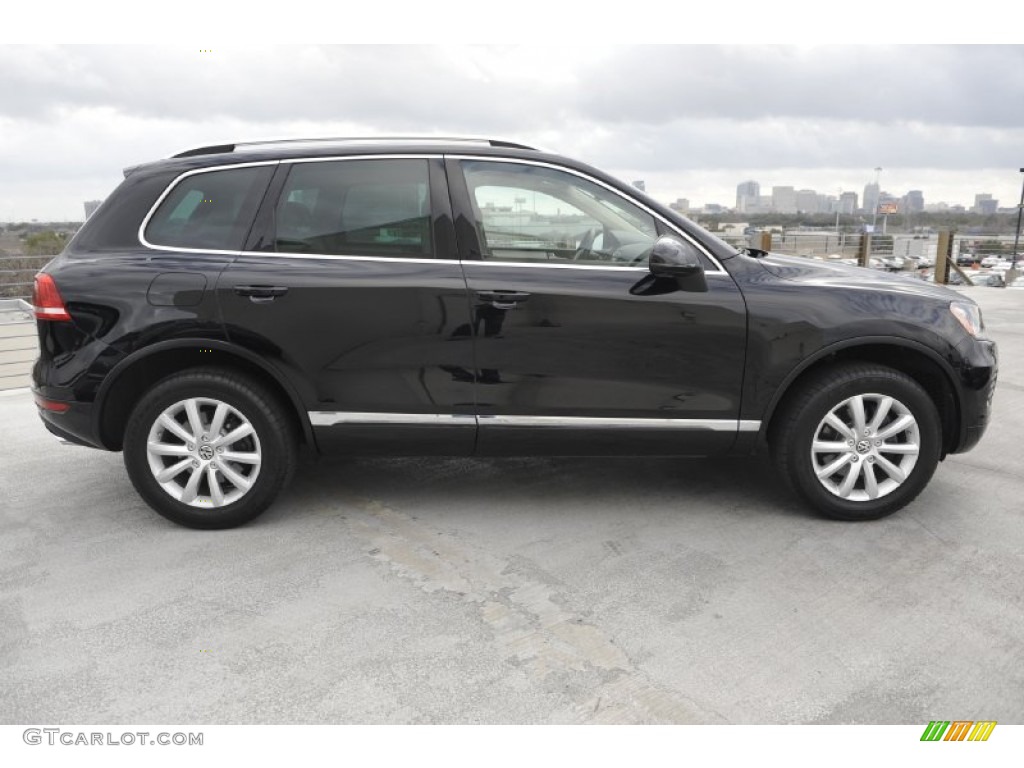 2011 Volkswagen Touareg TDI Lux 4XMotion Exterior Photos
