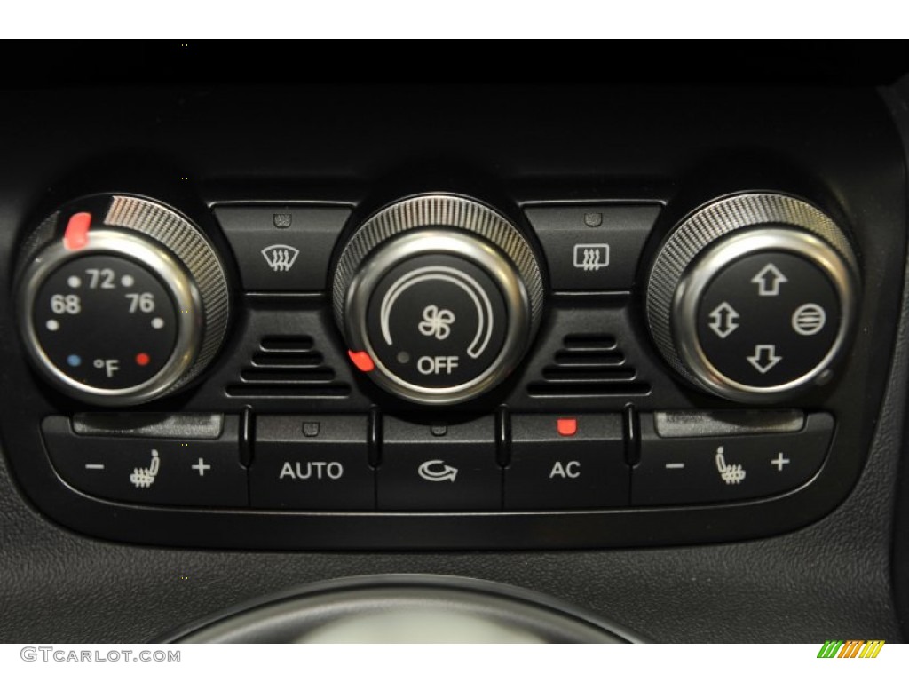 2011 Audi R8 Spyder 5.2 FSI quattro Controls Photo #59876111