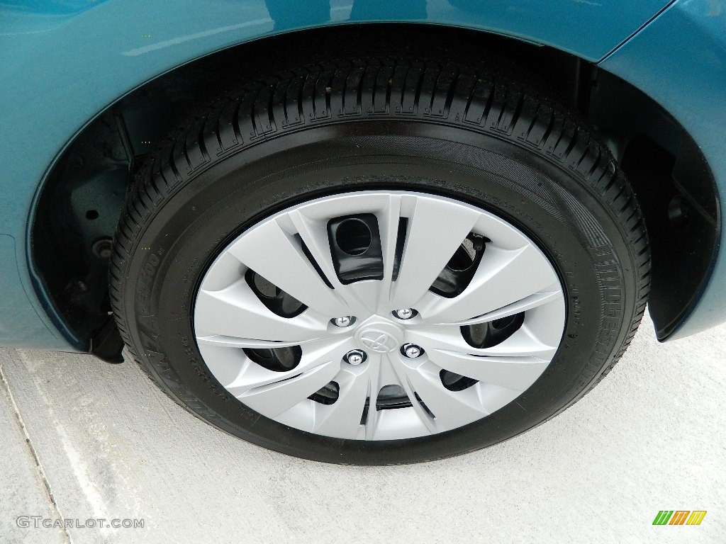 2012 Toyota Yaris LE 3 Door Wheel Photo #59878139