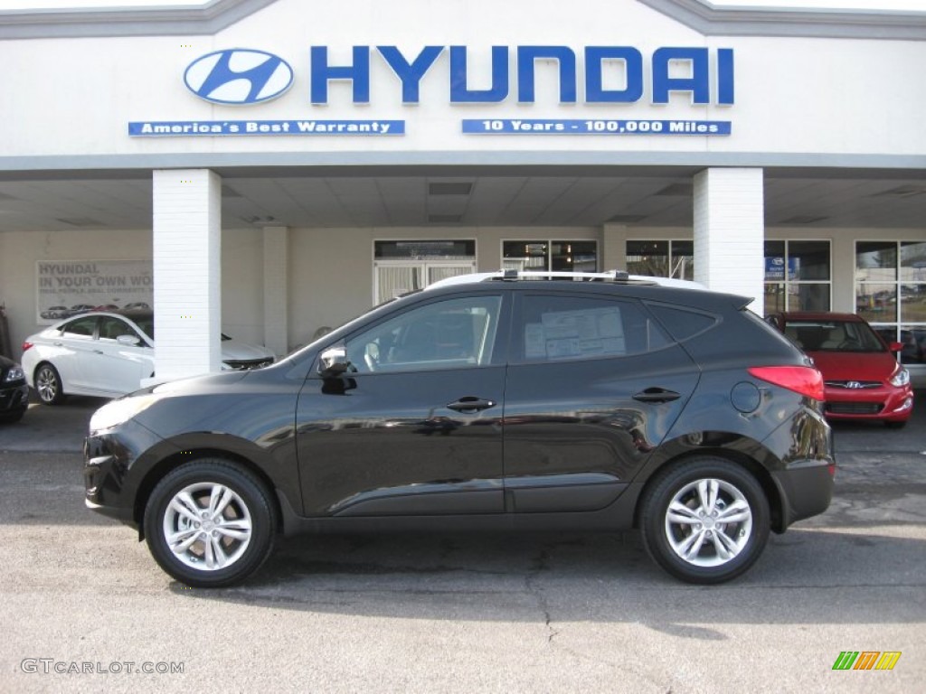 Ash Black Hyundai Tucson