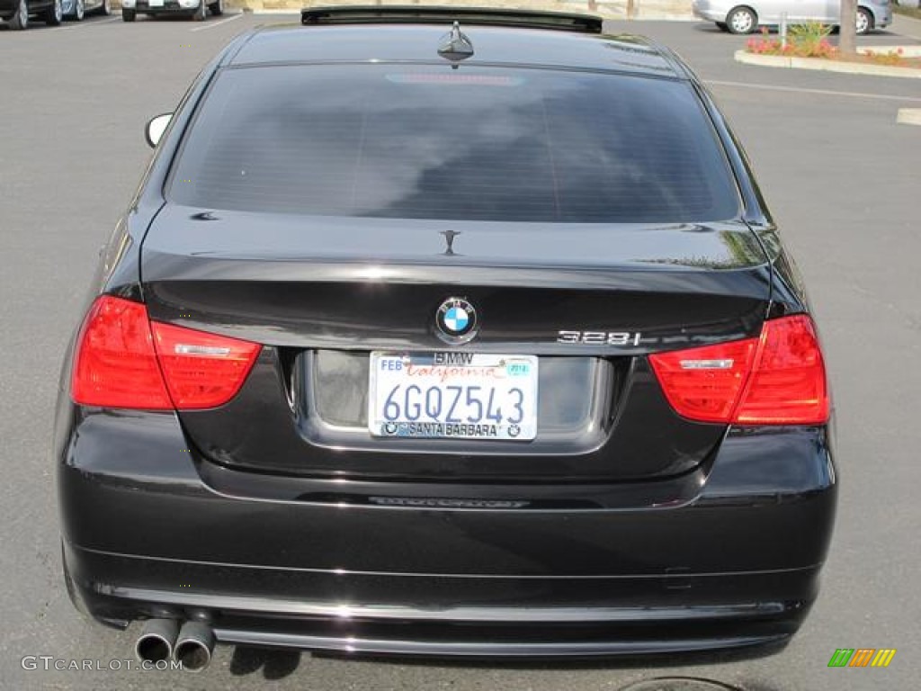 2009 3 Series 328i Sedan - Black Sapphire Metallic / Black photo #4