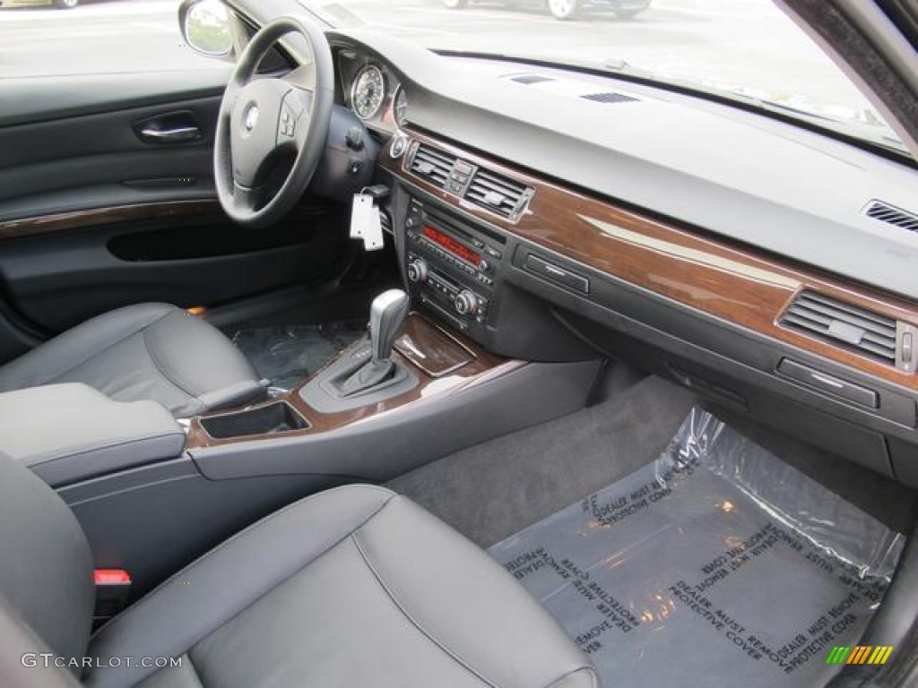 2009 3 Series 328i Sedan - Black Sapphire Metallic / Black photo #5
