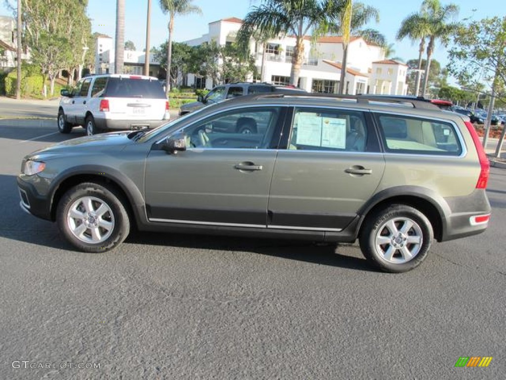 2010 XC70 3.2 AWD - Caper Green Metallic / Sandstone photo #3