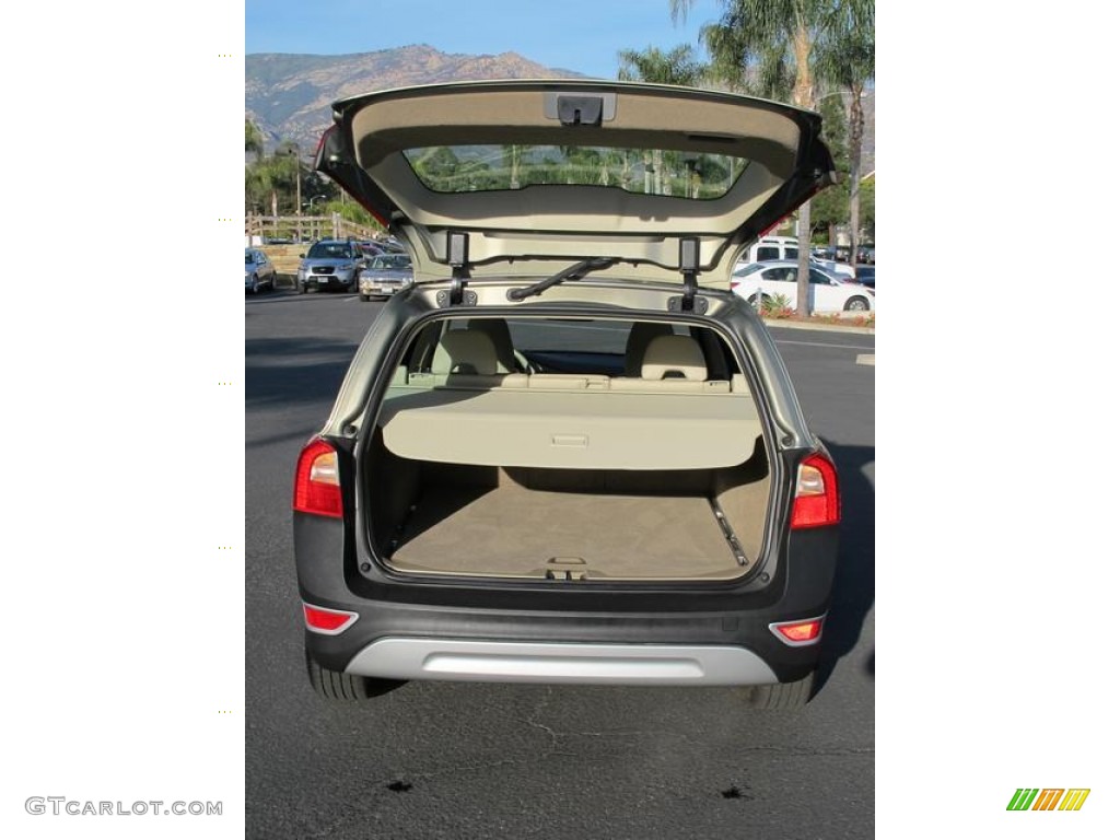 2010 XC70 3.2 AWD - Caper Green Metallic / Sandstone photo #13
