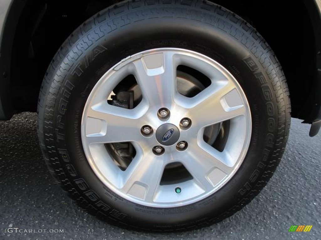 2002 Ford Explorer XLT Wheel Photo #59882909