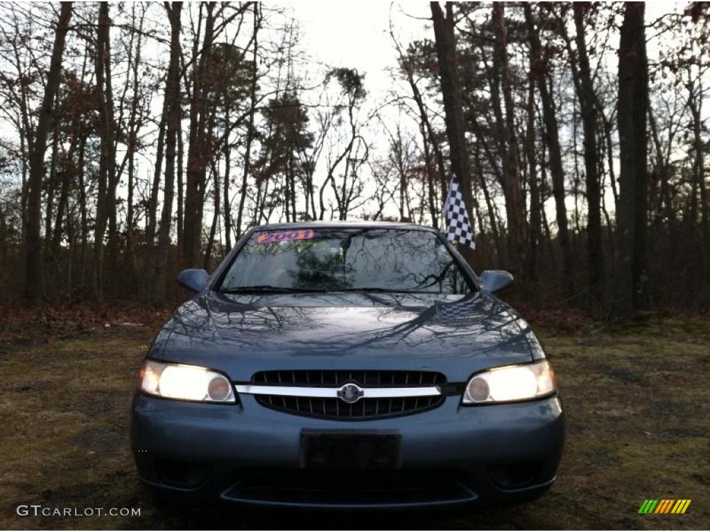 2001 Altima GXE - Opal Blue Metallic / Dusk photo #2